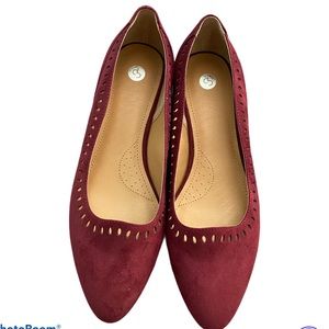 NWT Dressbarn women shoes  size 8